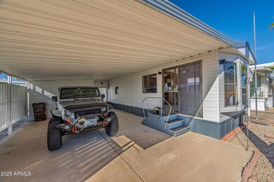 977 S Oxide Dr unit 977, Apache Junction, AZ 85119 - photo 4