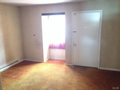 271 E Mosser St, Allentown, PA 18109 - photo 4