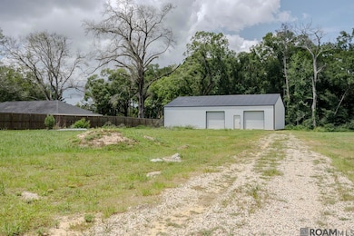 24063 Joe May Rd, Denham Springs, LA 70726 - photo 2