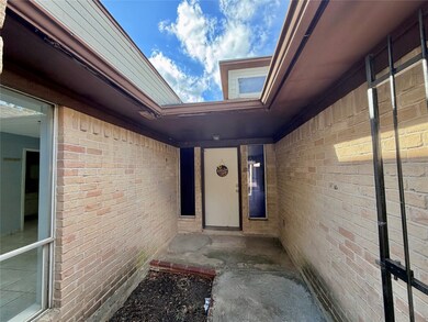 7110 Westbranch Dr, Houston, TX 77072 - photo 6