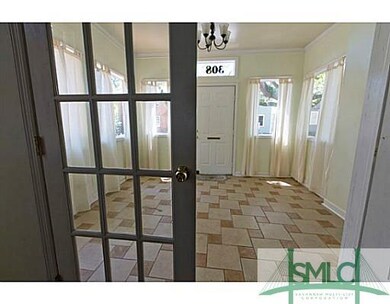 Foyer.