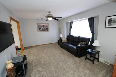 410 N Adams St, Raymore, MO 64083 - photo 4