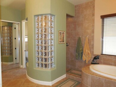 Snail Shower MBR