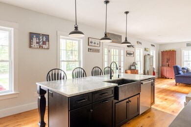 6 Running Brook Way Kitchen