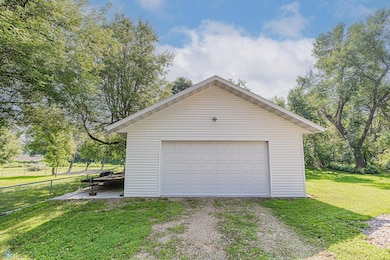 7622 Shadow Ln, Horace, ND 58047 - photo 5
