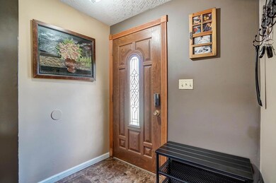 6399 Skywae Dr, Columbus, OH 43229 - photo 5