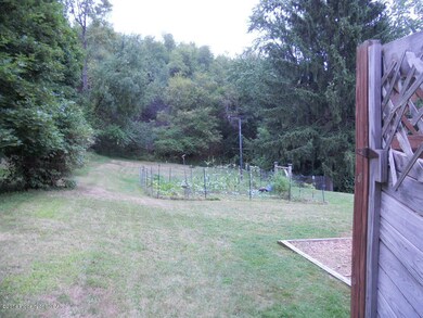 459 Owen St, Kingston, PA 18704 - photo 2