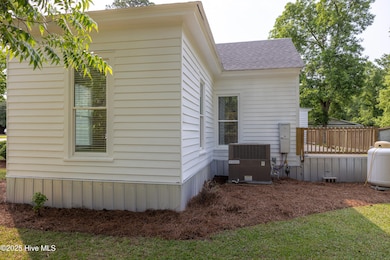502 Sterlingworth St-10