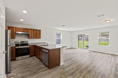 8333 Woods Ave, Jacksonville, FL 32216 - photo 5