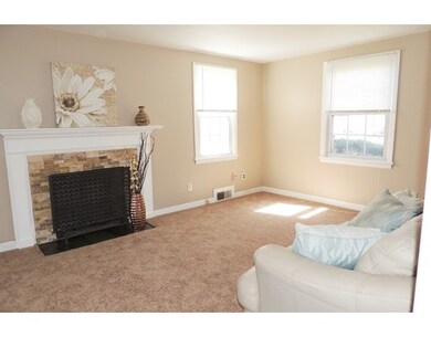 55 Bennington St, Springfield, MA 01108 - photo 5