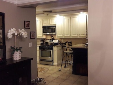 510 Hawthorn St, North Dartmouth, MA 02747 - photo 4