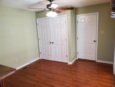 824 Waler Dr, Lake Saint Louis, MO 63367 - photo 2