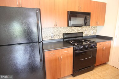 13500 Derry Glen Ct unit 303, Germantown, MD 20874 - photo 7