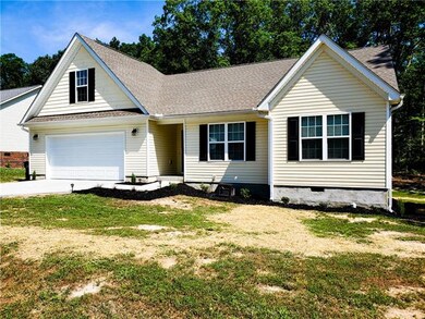 1724 Riverstone Dr, Lincolnton, NC 28092 - photo 3