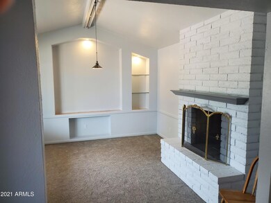Living room (2)