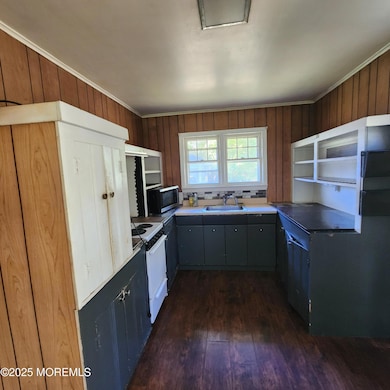 348 Cedar Grove Rd, Toms River, NJ 08753 - photo 4