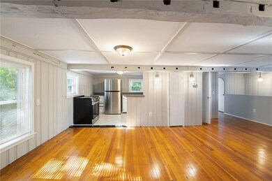 2923 Post Rd unit 2, Warwick, RI 02886 - photo 4