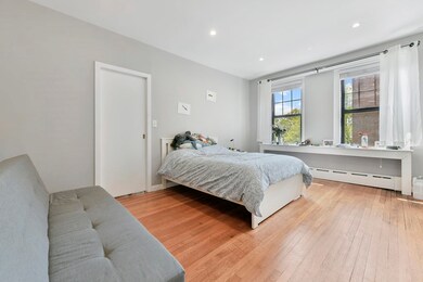 122 Riverway unit 19, Boston, MA 02215 - photo 5