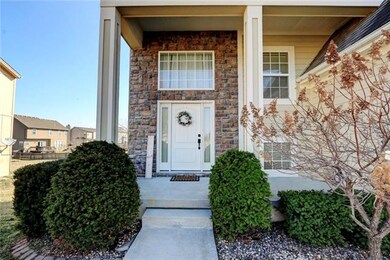 4409 SW Flintrock Dr, Lees Summit, MO 64082 - photo 2