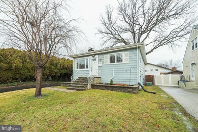 230 Fernwood Ave, Folsom, PA 19033 - photo 2