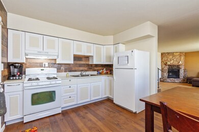 3222 Eder St, Highland, IN 46322 - photo 4