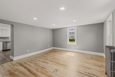 44 South St, Somersworth, NH 03878 - photo 4