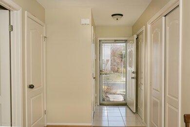IMG_1341 Foyer