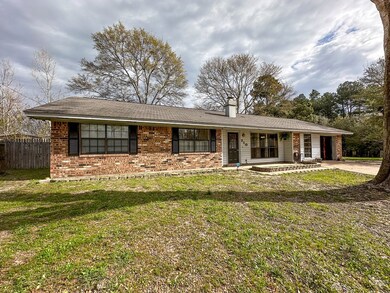 710 Texas Oak St, Nacogdoches, TX 75964 - photo 4