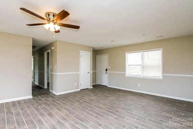 129 Redwood Ln, Statesville, NC 28625 - photo 4