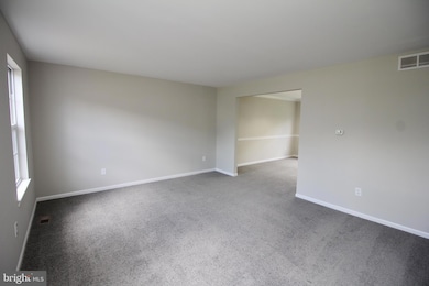 7 Edgewater Ct, Sicklerville, NJ 08081 - photo 5