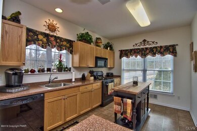 204 Hermit Thrush Rd, Pocono Pines, PA 18350 - photo 6