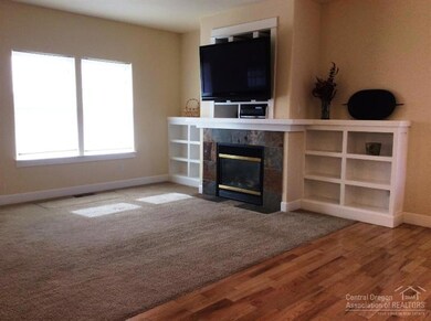 20676 Jayhawk Ln, Bend, OR 97702 - photo 2