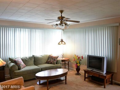 29 Helicopter Dr, Middle River, MD 21220 - photo 3