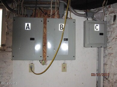 pic 3