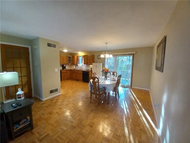 20 Tamarac Dr unit C, Greenville, RI 02828 - photo 2