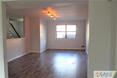 6404 Hana Rd, Edison, NJ 08817 - photo 4