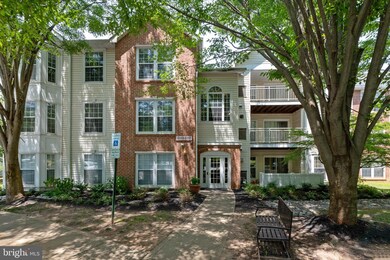 5127 Wagon Shed Cir, Owings Mills, MD 21117 - photo 2