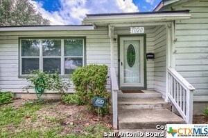 1020 E Humphreys St, Seguin, TX 78155 - photo 3