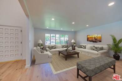 13133 Morrison St, Sherman Oaks, CA 91423 - photo 3