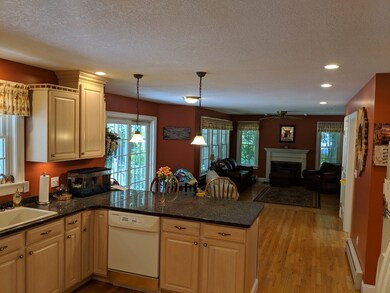 71 E Hill Rd, Brimfield, MA 01010 - photo 3