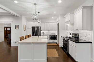 13 Wilson Rd, Londonderry, NH 03053 - photo 2