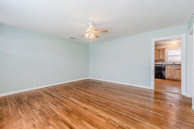 1208 W Lone Star Ave, Cleburne, TX 76033 - photo 6