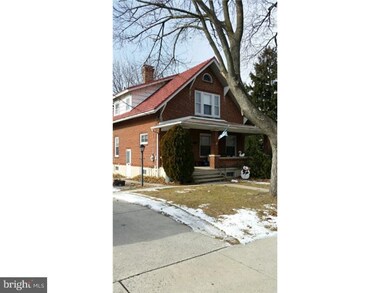 3310 Fairfield St, Reading, PA 19605 - photo 3