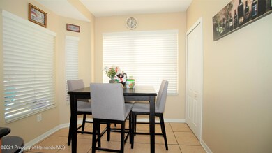 10130 Perthshire Cir, Land O Lakes, FL 34638 - photo 6