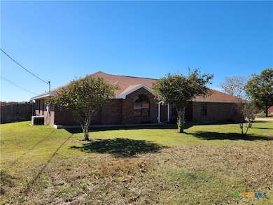 631 Hilltop Dr, Copperas Cove, TX 76522 - photo 2