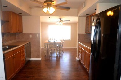 5th kitchen2