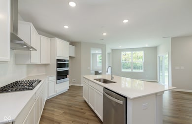 546 Corbin Way, Avon, IN 46123 - photo 2