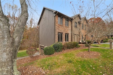 113 Briar Ridge Cir, Winston Salem, NC 27104 - photo 5