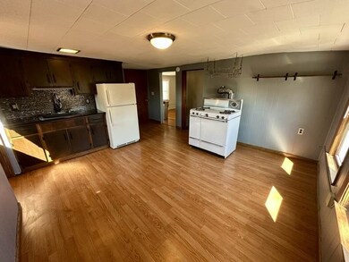 60 Heath St unit 3, Somerville, MA 02145 - photo 2