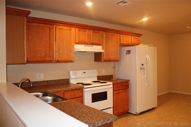 1624 Shenandoah Dr, Ardmore, OK 73401 - photo 4